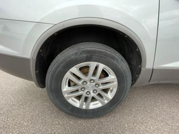 2009 buick enclave cx-fwd with 236627 miles for sale near redwood-falls, minnesota 64ff528dbefa4904bf31dc63b220aa0f.jpeg