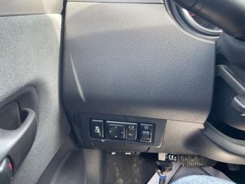 2011 nissan versa 1.8-sl-hatchback with 161381 miles for sale near jordan, minnesota 6514977754c3446fac210e2fb14b0098.jpeg