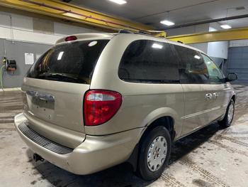 2002 chrysler town-and-country lx with 129653 miles for sale near elk-river, minnesota 652f32c16056450a93e6311ede717669.jpg