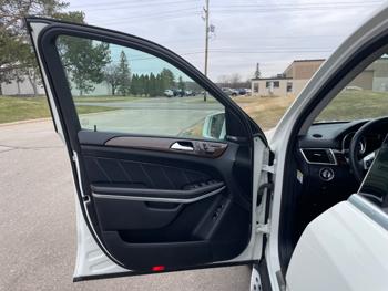 2013 mercedes-benz gl-class gl450-4matic with 111773 miles for sale near eden-prairie, minnesota 6550dba4edbd4f078d2c42797aadd5f1.jpeg