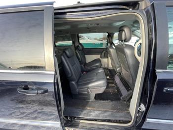 2010 chrysler town-and-country with 188772 miles for sale near elk-river, minnesota 656862e062024f63807de7990d6373c2.jpg