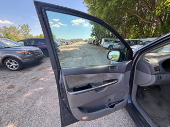 2007 toyota sienna ce-fwd-7-passenger with 198735 miles for sale near elk-river, minnesota 66fb97165f4a4b28ae38f8fb90c6f40f.jpeg