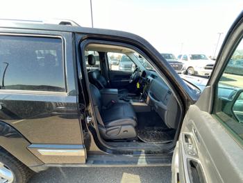 2011 jeep liberty limited-4wd with 129844 miles for sale near coon-rapids, minnesota 67932c75d30347949db530e36c60a766.jpeg