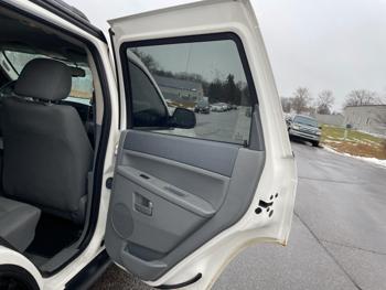 2005 jeep grand-cherokee laredo with 171635 miles for sale near elk-river, minnesota 67a2b4d9c63e46c8bfb068f731e552ad.jpg
