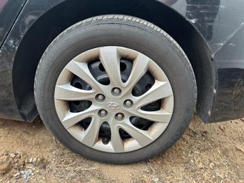 2013 hyundai elantra limited with 182716 miles for sale near elk-river, minnesota 67cddb97a35b47fc8e1e2b08e5a835f7.jpg
