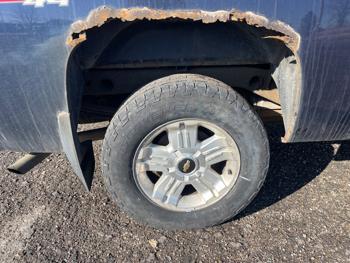 2011 chevrolet silverado-1500 lt-crew-cab-4wd with 242336 miles for sale near hastings, minnesota 67d019a1129148b2aed3e77e62e0dc0b.jpeg