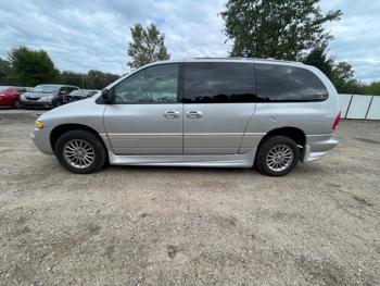 2000 chrysler town-&-country limited with 89273 miles for sale near elk-river, minnesota 67dc5d0f83c4426889c6ea169c3b3975.jpeg