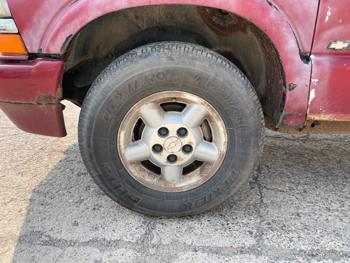 2003 chevrolet s10-pickup ls-crew-cab-4wd with 200963 miles for sale near elk-river, minnesota 683e04162d6e443eba96ef222d519de8.jpeg