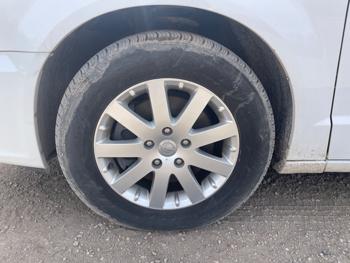 2013 chrysler town-&-country touring with 167796 miles for sale near jordan, minnesota 685710046f5a42ef8ce310aa8792f881.jpeg