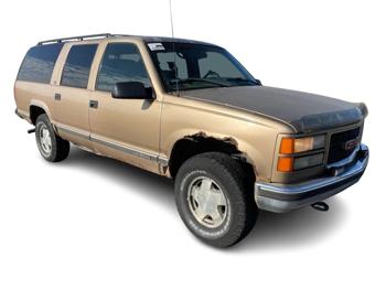 1999 gmc suburban 1500-4wd with 201982 miles for sale near elk-river, minnesota 687a0bf1c25746fea19fd6e39bb81b44.jpg