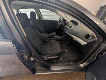 2012 mazda mazda3 i-touring-5-door with 292825 miles for sale near elk-river, minnesota 68a69aa7199c456595a83f4f4beeabb4.jpg