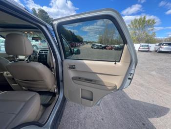 2008 ford escape limited-4wd with 214408 miles for sale near elk-river, minnesota 68b05e2f5fb84e8b92f600f2e723dbe7.jpeg