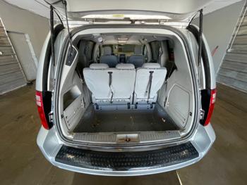 2008 dodge grand-caravan sxt with 186501 miles for sale near elk-river, minnesota 68b9b8d94fbb4822b9a15eff07774941.jpeg