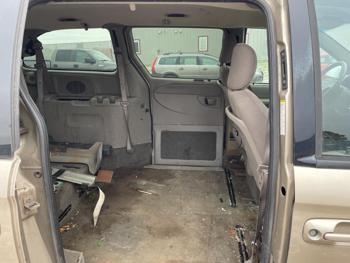2002 chrysler town-and-country ex--touring-edition with 145628 miles for sale near elk-river, minnesota 68d1bd791536423d9f65a96b1f4085c2.jpg
