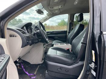 2016 chrysler town-&-country touring with 144645 miles for sale near elk-river, minnesota 6974f66921db4e73bb3b37e74db936d8.jpeg
