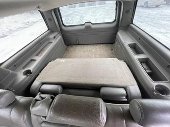 2004 chevrolet suburban 1500-4wd with 177654 miles for sale near fridley, minnesota 698a02e928f541d2a8faa1b81a8111fb.jpeg