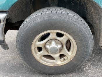 1997 ford f-150 reg.-cab-short-bed-2wd with 207453 miles for sale near elk-river, minnesota 69af570e97514712a6122724d47a5e58.jpeg