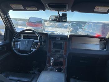 2011 lincoln navigator l with 218229 miles for sale near elk-river, minnesota 69f64150951a402989c22b6f38f99391.jpg