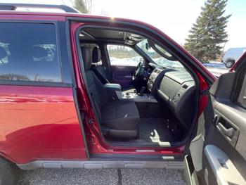 2009 ford escape xlt-4wd-v6 with 118028 miles for sale near fridley, minnesota 6ac8634d4b8a4b19af960fadbe9ea79c.jpeg