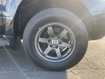 2004 lexus gx-470 sport-utility with 228701 miles for sale near white-bear-lake, minnesota 6b4a1eaae58941588876bb94ab68956d.jpeg