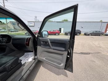 2002 mitsubishi montero limited-4wd with 166198 miles for sale near rochester, minnesota 6c1056d05e1f483c86dd9738d6c2f760.jpeg