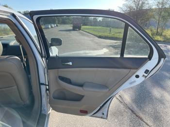 2007 honda accord ex-l-sedan-at with 221067 miles for sale near elk-river, minnesota 6c4a776e13b5470699acc4f5f1412e0b.jpeg