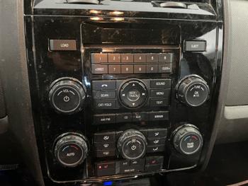 2009 ford escape limited-fwd-v6 with 195306 miles for sale near elk-river, minnesota 6d31525e89e341bd8c31ab4a1460fb0c.jpeg