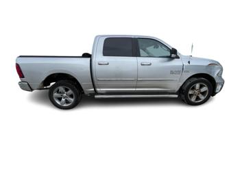 2015 ram 1500 slt-crew-cab-swb-4wd with 128735 miles 6d7661bf1f2e414d9f7a69a283265dae.jpg