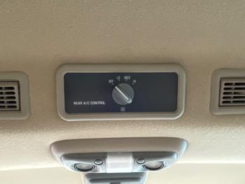 1999 chevrolet tahoe 4-door-4wd with 193393 miles for sale near elk-river, minnesota 6eb3ca9aa81c4588b94a3268b35a655e.jpeg
