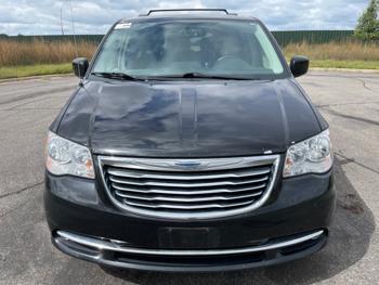 2016 chrysler town-&-country touring with 144645 miles for sale near elk-river, minnesota 6fa33f5a0c2c4404919c42140a9c6f74.jpeg