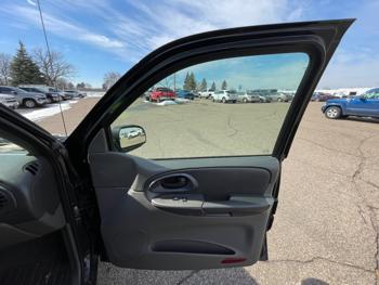 2003 chevrolet trailblazer ls-4wd with 128822 miles for sale near fridley, minnesota 6fbbe8f04c84405b9ce6737223962135.jpeg