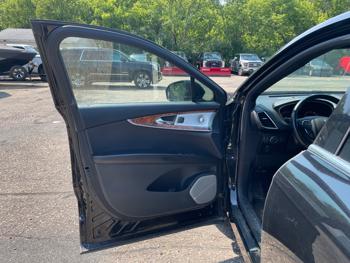 2016 lincoln mkx reserve-awd with 100530 miles for sale near white-bear-lake, minnesota 6fbe63414b0f425eb5ea0cfbe74eb6ab.jpeg