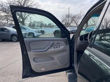 2005 toyota sequoia sr5-4wd with 183140 miles for sale near fridley, minnesota 6fc6cb842dc247c3af9e96827913c1c5.jpeg