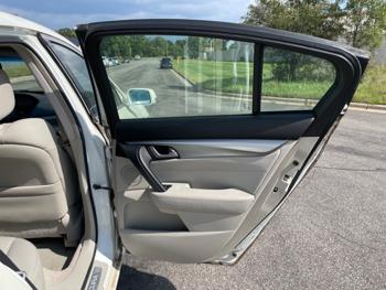 2009 acura tl 5-speed-at-with-tech-package with 143967 miles for sale near elk-river, minnesota 6ff857502eb54b9eb17a56fa3b5c93d8.jpeg