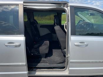 2011 chrysler town-&-country touring with 218543 miles for sale near elk-river, minnesota 6ffc82610772437bb73e4f707326312f.jpeg