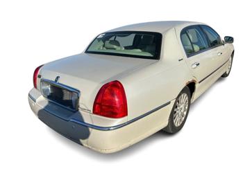 2004 lincoln town-car ultimate-l with 179159 miles for sale near elk-river, minnesota 70baab9b7d6c4768a08ad93cd67993eb.jpg