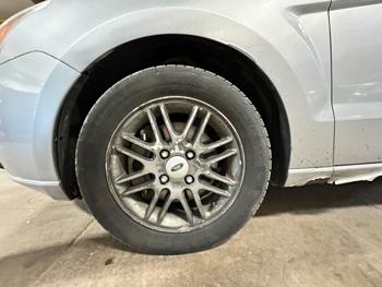 2009 ford focus se-sedan with 189163 miles for sale near elk-river, minnesota 710888e92a784c99b7bb12e36667828b.jpeg
