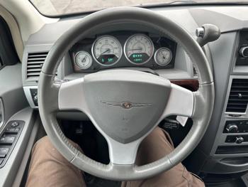 2010 chrysler town-&-country touring with 116441 miles for sale near elk-river, minnesota 726b991b06d843b09019f7125a0d0dc4.jpg