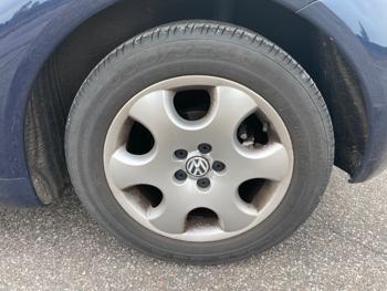 2003 volkswagen new-beetle gls-2.0l-convertible with 105377 miles for sale near elk-river, minnesota 72ad87b225d7413881a78aff45a23391.jpeg