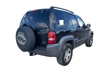 2004 jeep liberty sport-4wd with 132667 miles for sale near elk-river, minnesota 72bf8b1632a94b6ca16b7d96b1525ae9.jpg