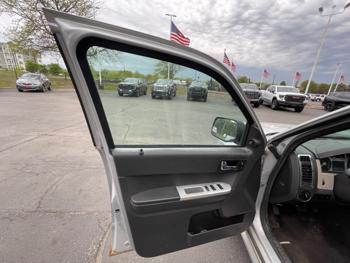2008 mercury mariner v6-4wd with 191219 miles for sale near white-bear-lake, minnesota 72e6a81c665b4242ba5d1c6dbefda9ff.jpeg