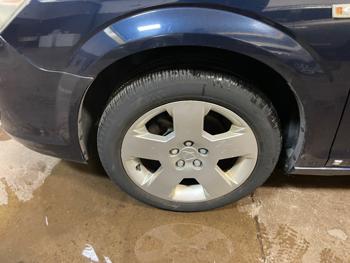2009 saturn aura xe with 133050 miles for sale near elk-river, minnesota 73171790b8144c49addeff21e62e6558.jpeg