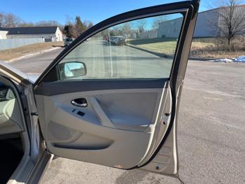 2008 toyota camry with 232997 miles for sale near elk-river, minnesota 73918a079aa04e95bf72307f968ce787.jpg