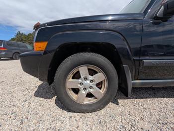 2006 jeep commander 4wd with 119557 miles for sale near elk-river, minnesota 745965e13f8545b1a8abe3fcfaad1ec6.jpg