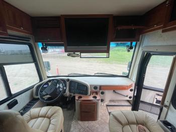 2006 freightliner x-line-motorhome - with 27483 miles for sale near elk-river, minnesota 745b8265f96c40708198116088d3dcc5.jpg