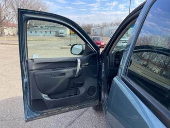 2010 chevrolet silverado-1500 lt1-crew-cab-4wd with 211196 miles for sale near annandale, minnesota 74699e9a479c41f291203fae3cc77fe7.jpeg