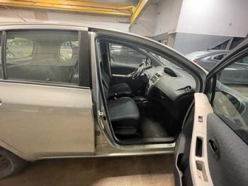 2009 toyota yaris liftback-s-5-door-at with 178503 miles for sale near elk-river, minnesota 74e26470b04846639cba676ad715a9ad.jpeg