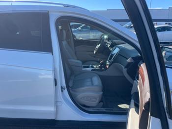 2016 cadillac srx luxury-collection-awd with 153280 miles for sale near st.-cloud, minnesota 74f5fec98657461e8b12efb64242f7f7.jpeg