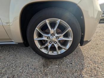 2014 jeep grand-cherokee summit-4wd with 200569 miles for sale near elk-river, minnesota 751204a76929450587d078df15144ed3.jpg
