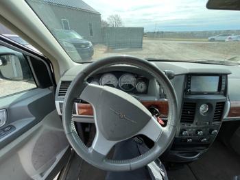 2008 chrysler town-&-country touring with 237369 miles for sale near elk-river, minnesota 763ffe1cb92a4efba59f8143c9438475.jpeg